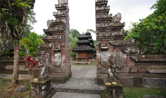 Храм Батукару