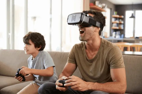 Отцы и сыновья играют в видеоигры