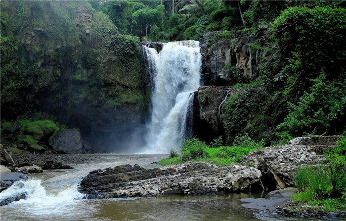 tegenungan-waterfall-bali