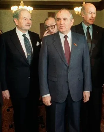 Дэвид Рокфеллер с Горбачевым