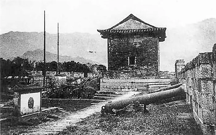 Город-крепость Коулун в XIX веке
