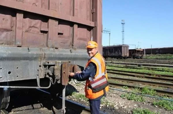 Профессии сотрудников железнодорожного транспорта
