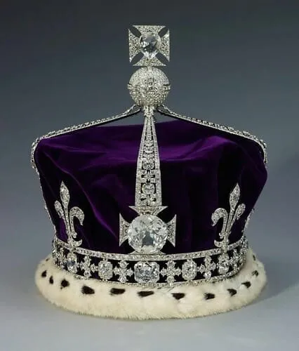 Рис. 2. Бриллиант Koh-i-Noor в британской короне. Источник фото: naturaldiamonds.com