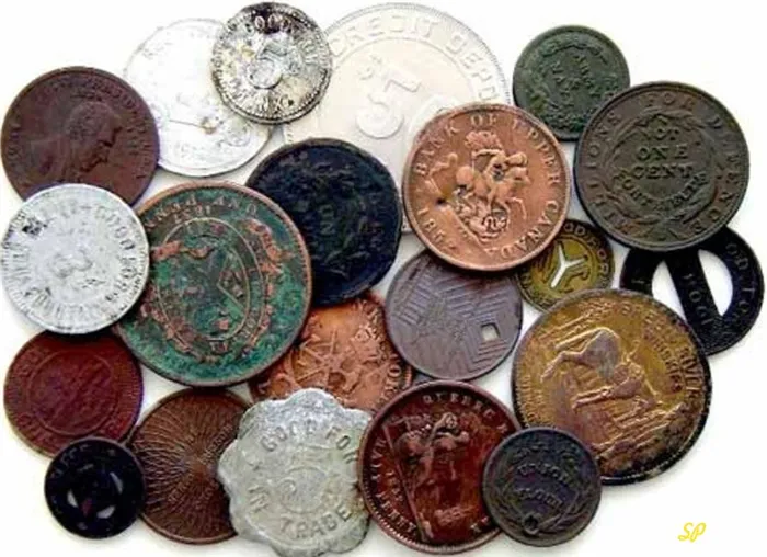 Древние металлические монеты различной формы из серебра, меди, золота yf ,tkjv ajyt