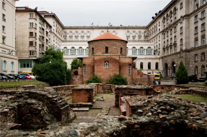 Церковь св. Георга - древнейшая в Софии